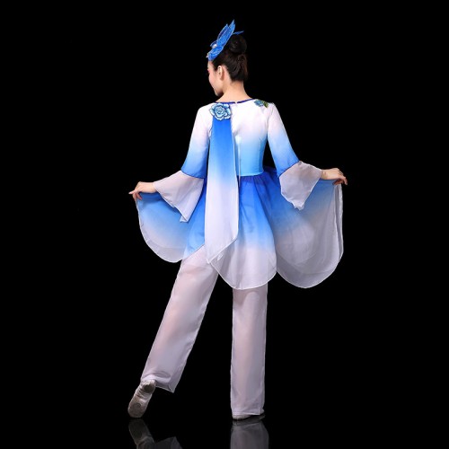 Women blue gradient chinese Classical dance performance costume Chinese style  folk dance costume umbrella dance yangko costume fan dance suit